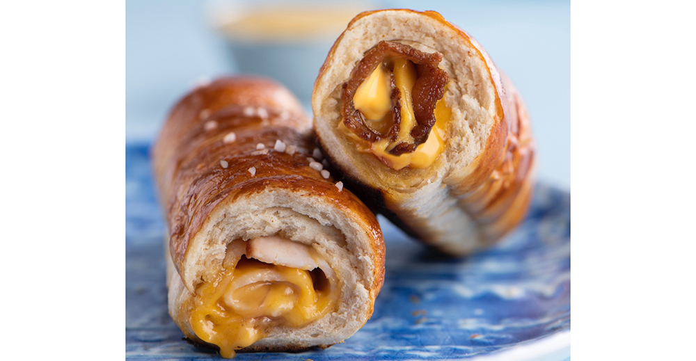 https://www.nrn.com/sites/nrn.com/files/Auntie-Annes-Pretzel-rollups.jpg