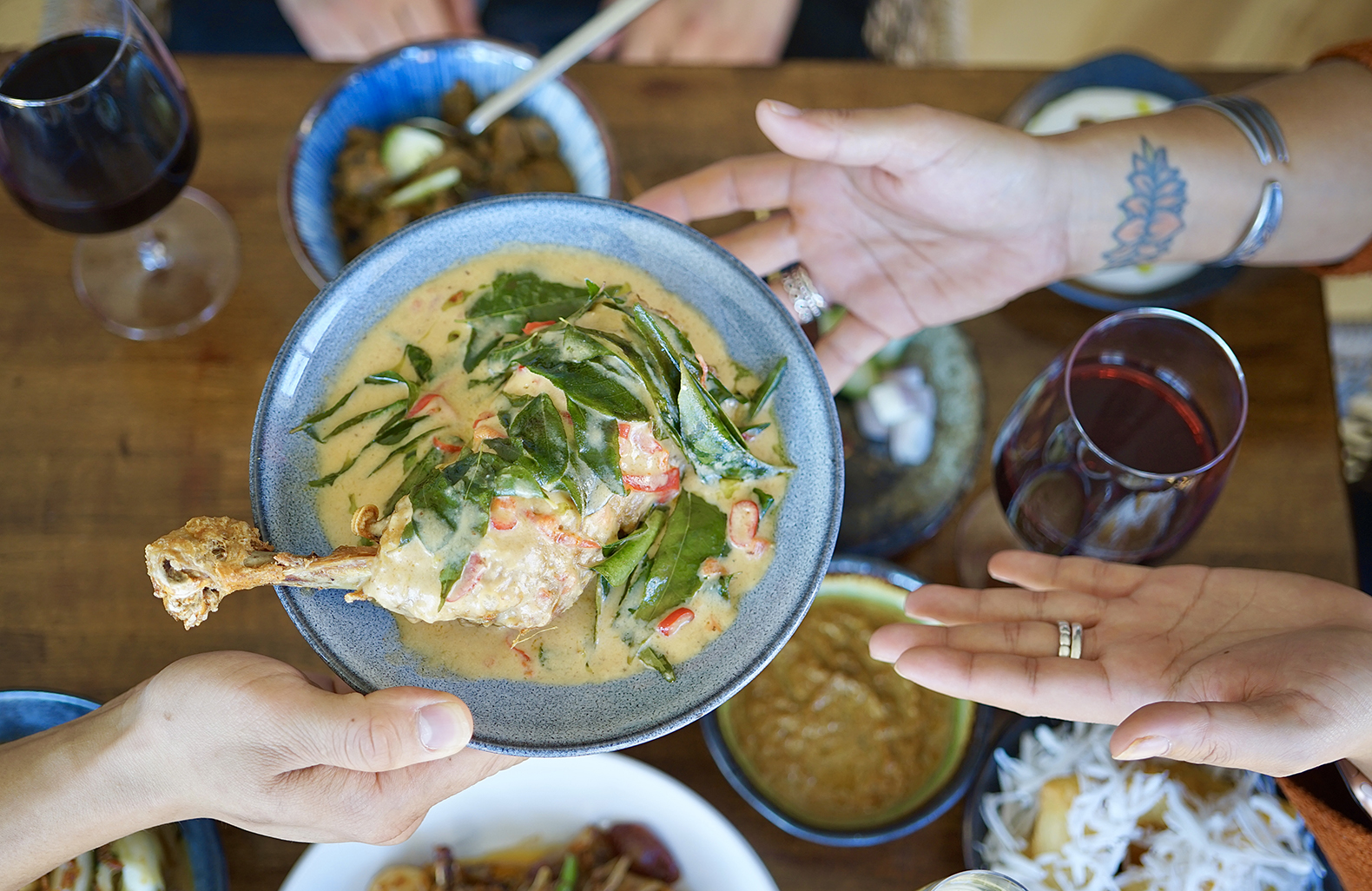 Ayam_Goreng_Hands.JPG