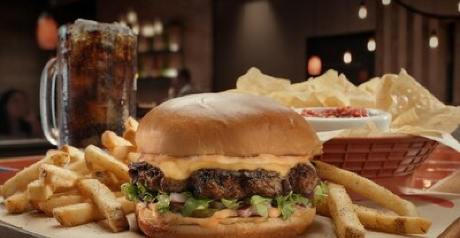 Chili's Big Smasher Burger.jpg