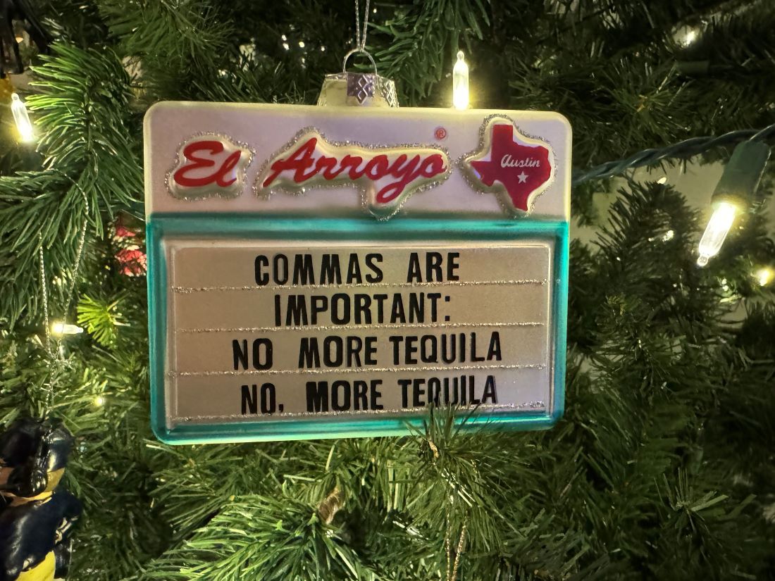 El Arroyo ornament.jpg