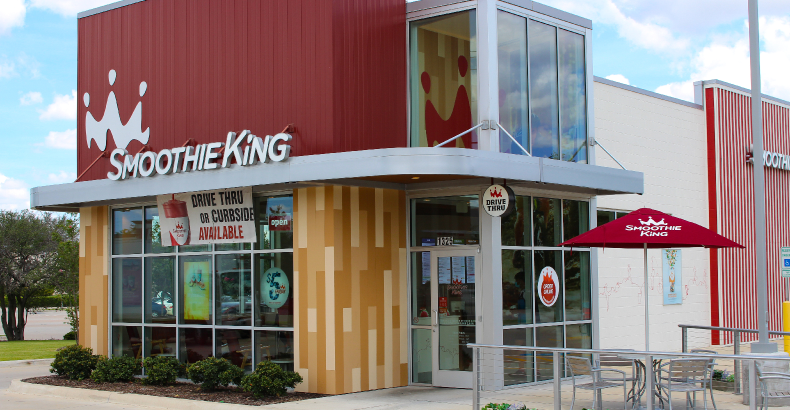 Smoothie King launches pilot test of text-to-order platform | Nation's  Restaurant News
