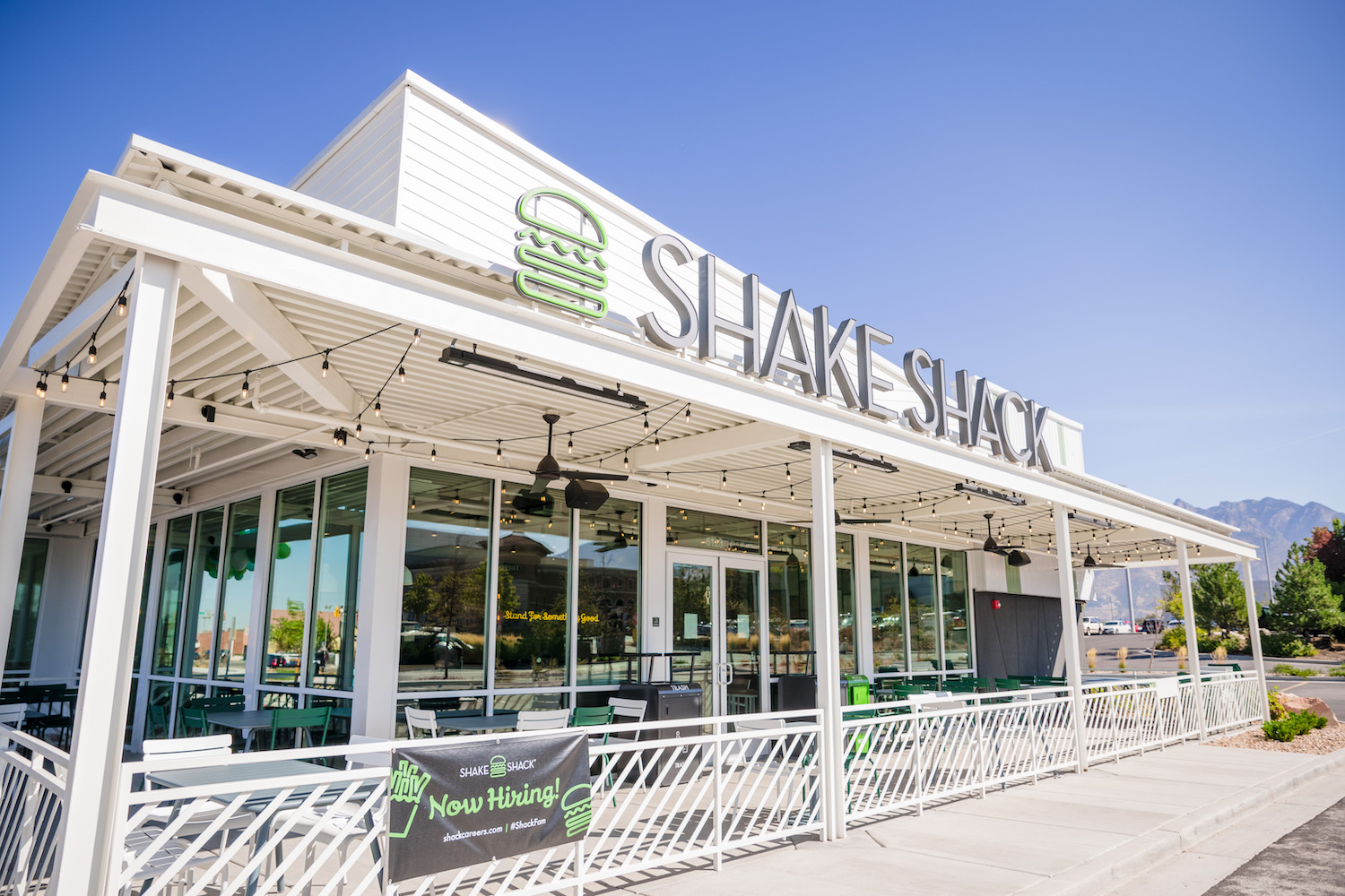 Shake Shack closes nine underperforming restaurants