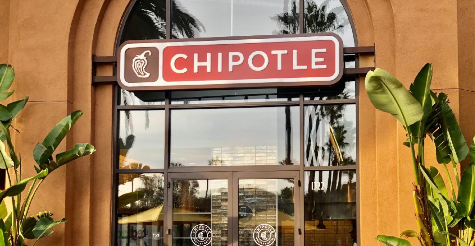 Chipotle Mexican Grill S Tactical Wins During COVID 19 Crisis Nation   Chipotle Newport Beach Exterior 4 