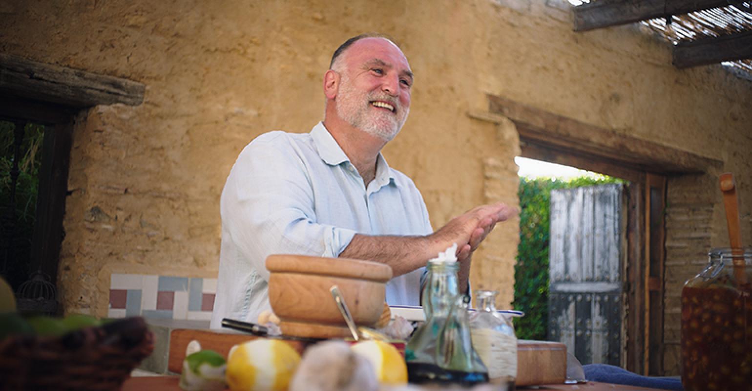 File:Chef Jose Andres, Chef-Owner, Think Food Group the guest speaker at  the kick-off meeting of the United States Department of Agriculture White  House Liaison Weekly Political Appointee Meeting for the New Year