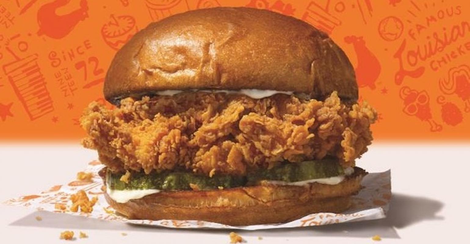 Popeyes, Wendy's and Burger King slash chicken sandwich prices in latest  retailer war as costs drop