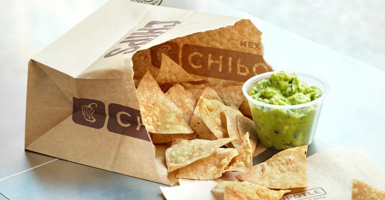 Chips&Guacamole_2_3000.jpg