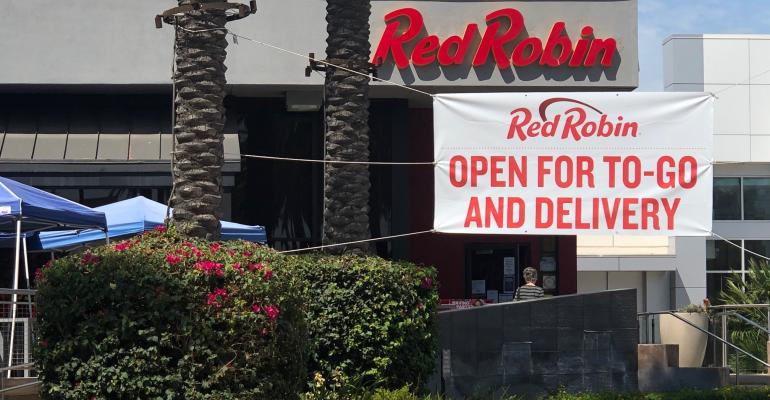 RedRobin-Ext-Lunacredit.jpg