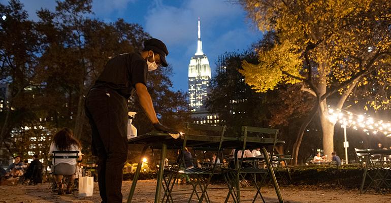 nyc-restaurants-have-10pm-curfew.jpg