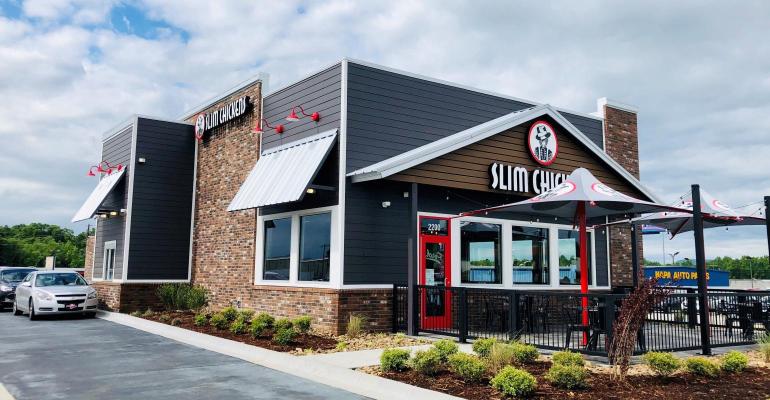 Slim Chickens exterior